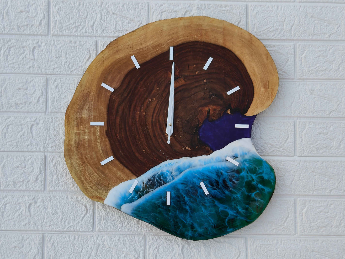 Live Edge Ocean Wave Clock