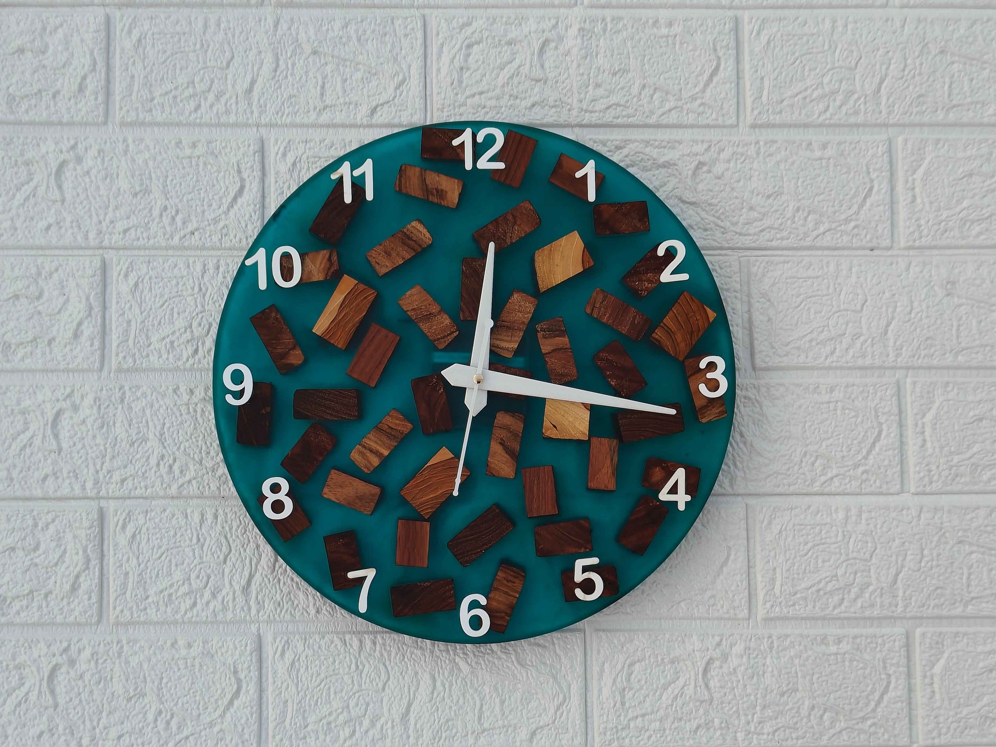 Epoxy Wood Pieces Clock