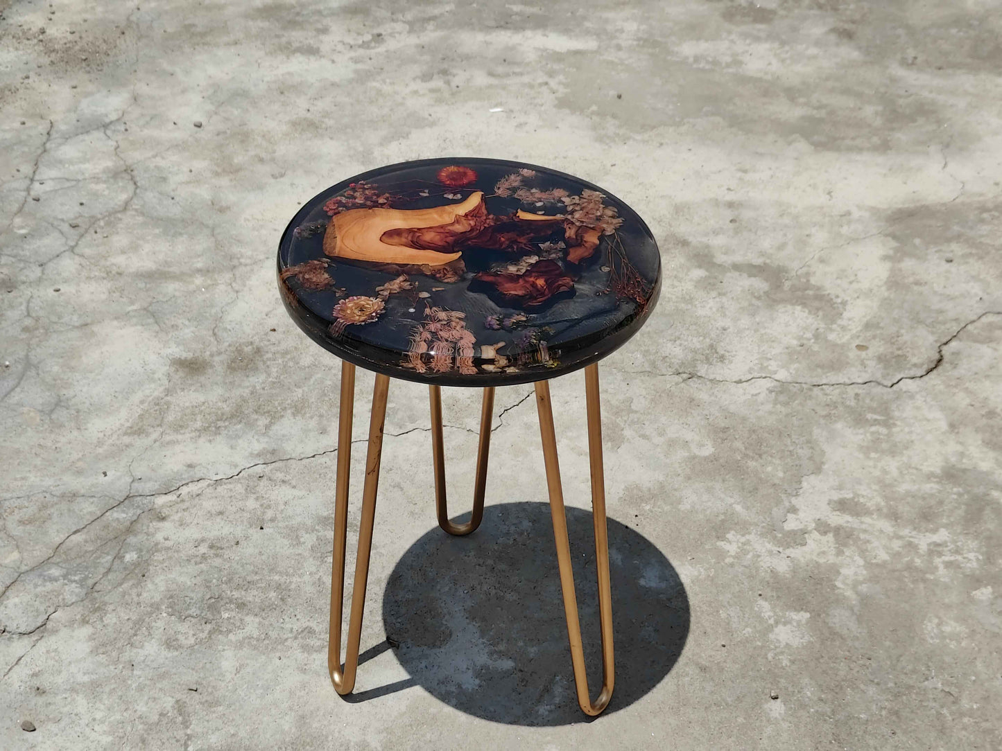Epoxy Flower Side Table