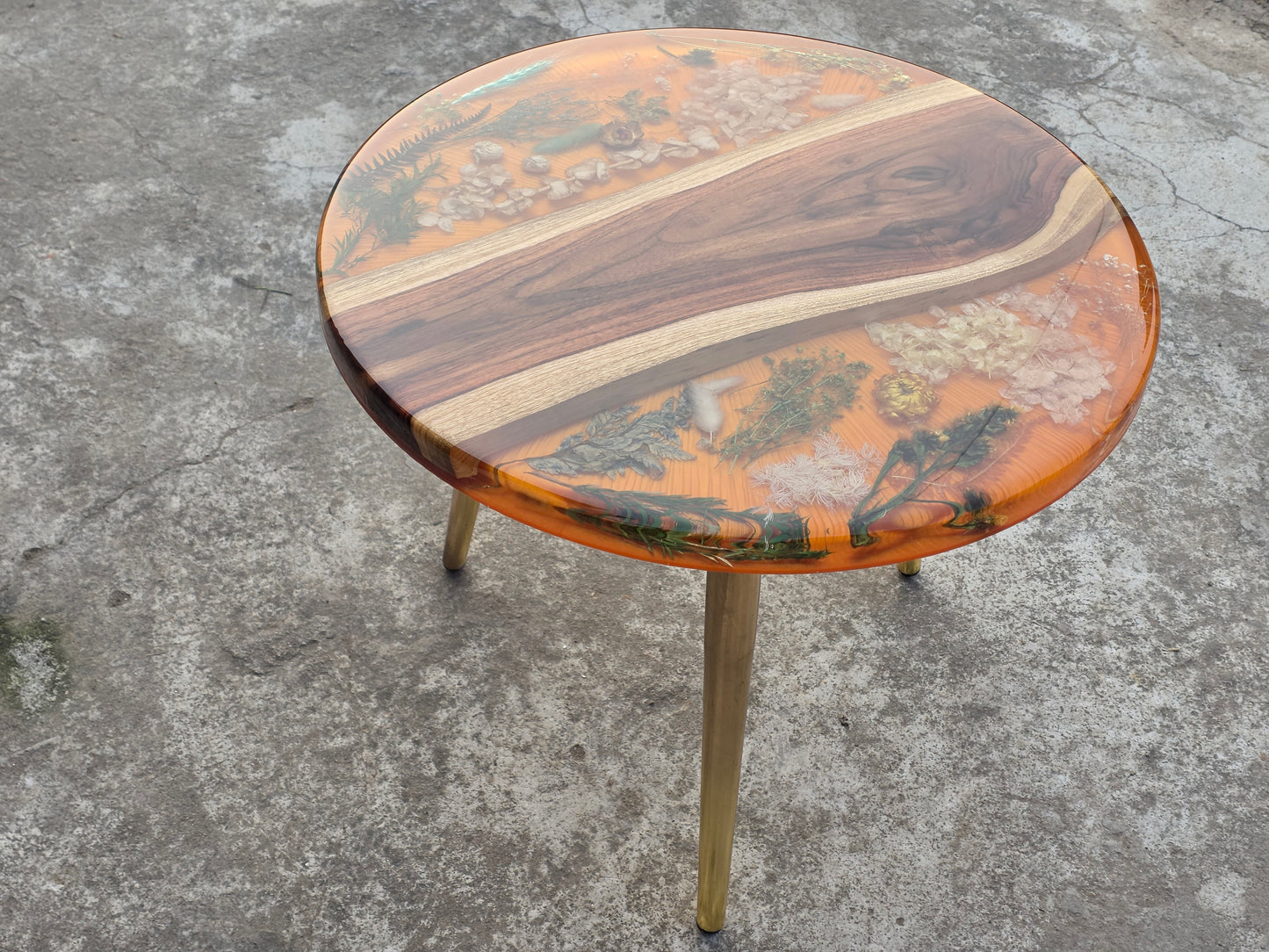 Round Epoxy Wood Side Table with Floral Design - Woods And Knots