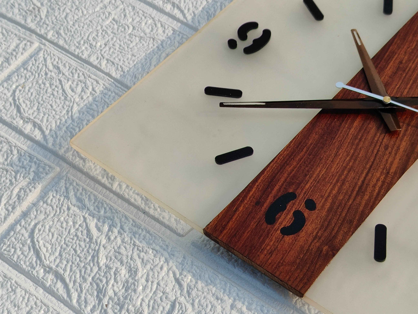 Transparent Square Epoxy Clock